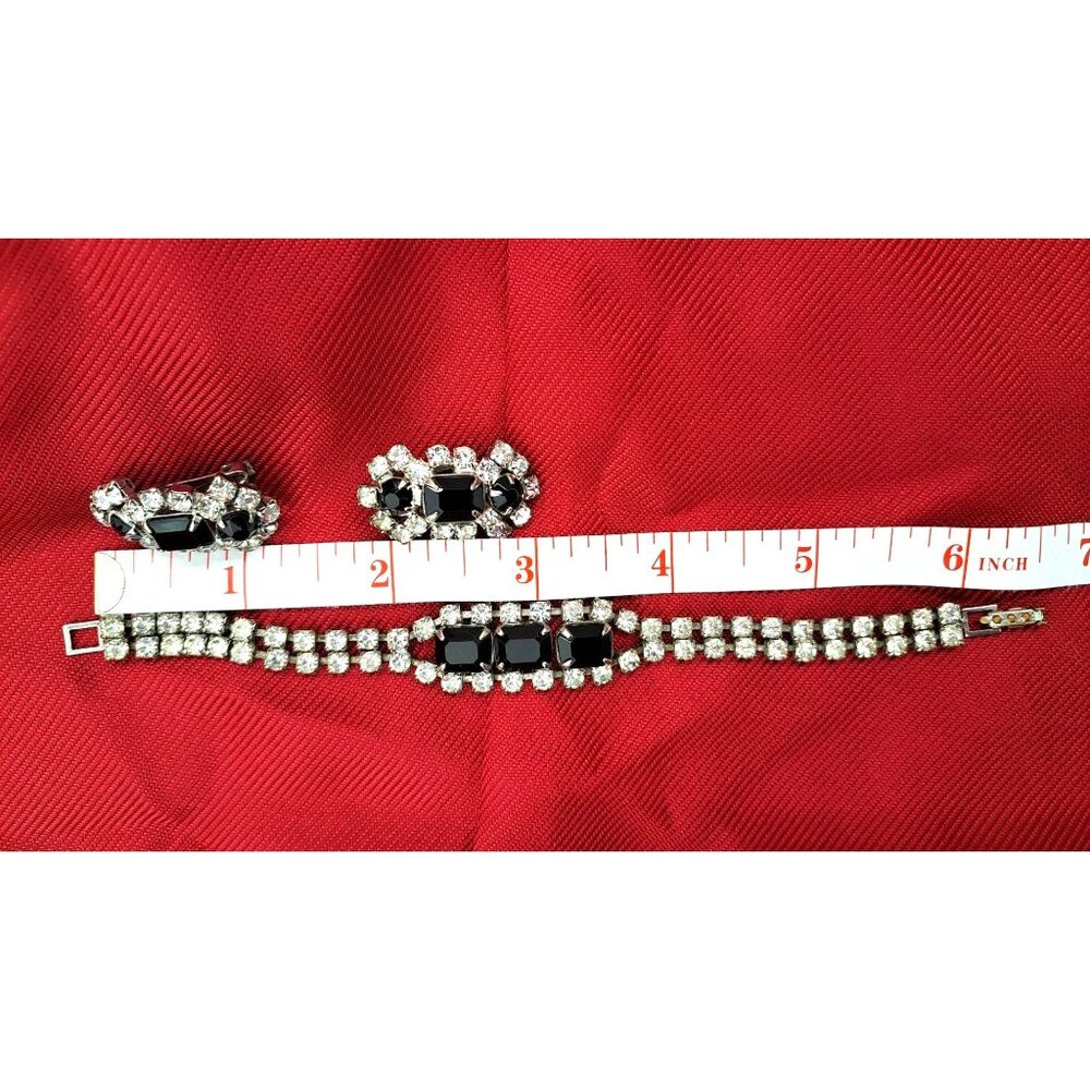 Vintage Clear Black Rhinestone Bracelet Clip-On Earrings Set Emerald Cut Costume - Picture 6 of 6